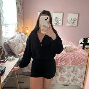 Amazon Black Women's Sweatshirt